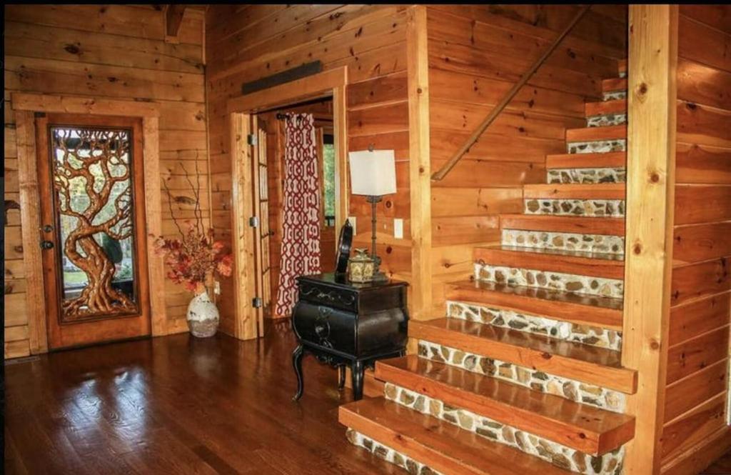 A River Runs Through It Sevierville Exterior photo