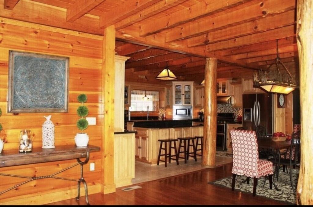 A River Runs Through It Sevierville Exterior photo