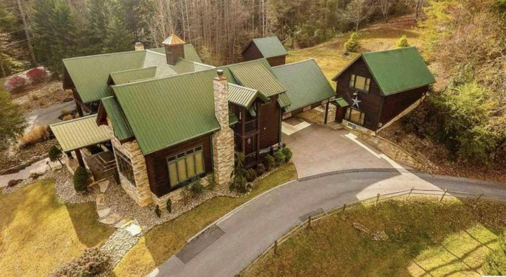 A River Runs Through It Sevierville Exterior photo